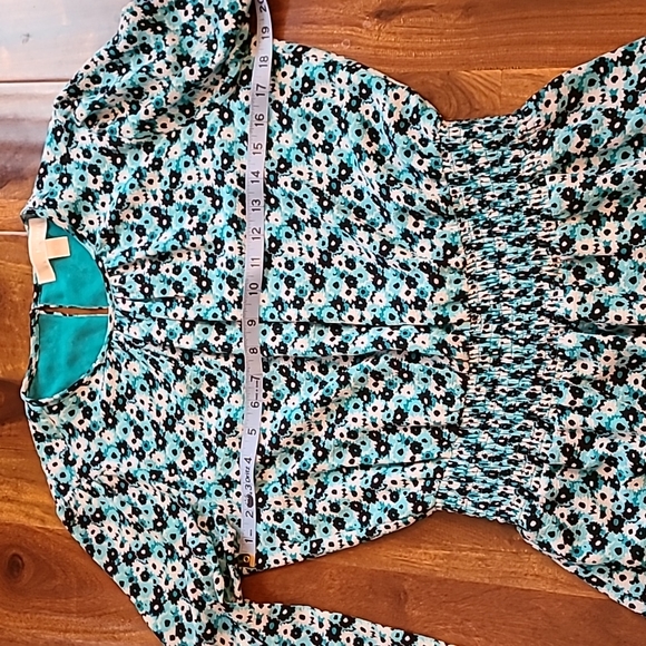 🔥Clearance🔥 Michael Kors Carnation Print Smocked Mini Dress - Picture 5 of 11